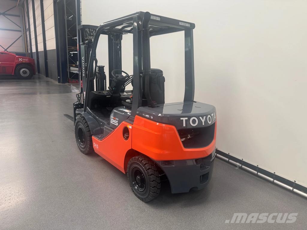 Toyota 52-8 FDF 25 Diesel heftrucks