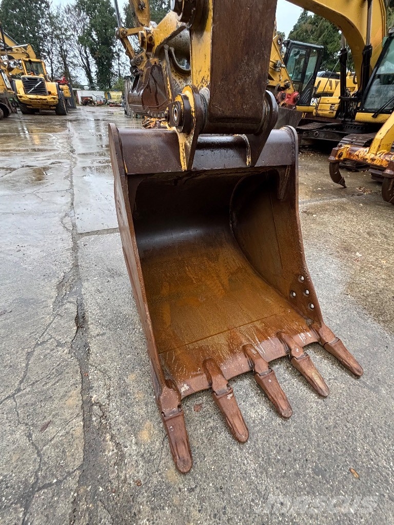 CAT 330 D L LR Rupsgraafmachines