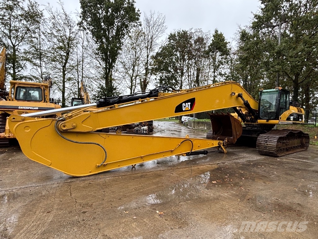 CAT 330 D L LR Rupsgraafmachines