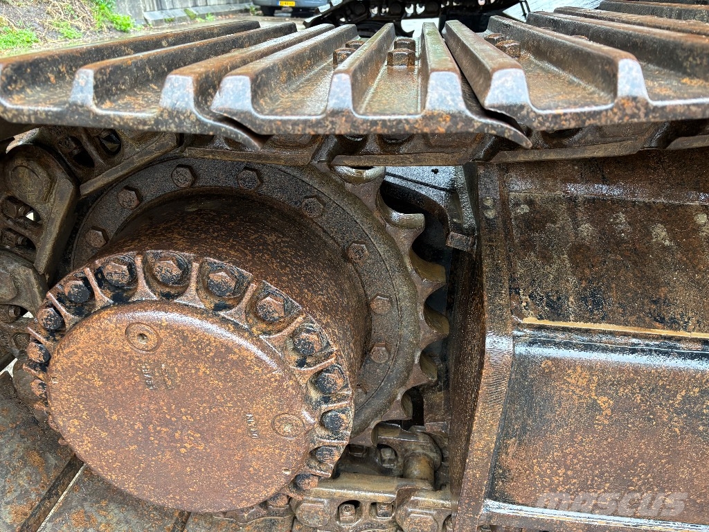 CAT 330 D L LR Rupsgraafmachines