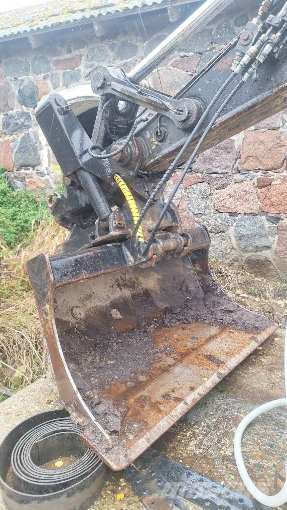 Kobelco E235SR-1ES Roomikekskavaatorid