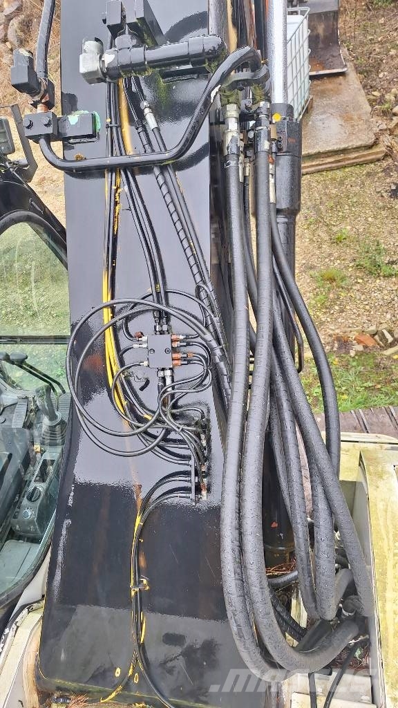 Kobelco E235SR-1ES Roomikekskavaatorid