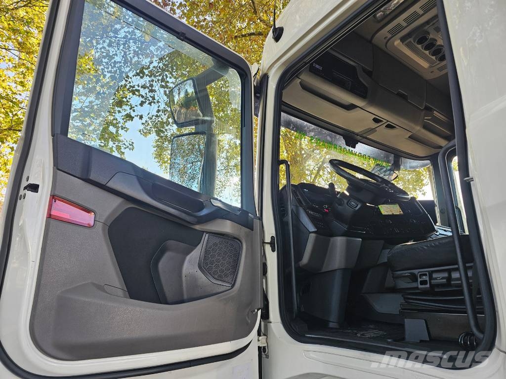 Scania R450 Cr 20 NGS Trekkers