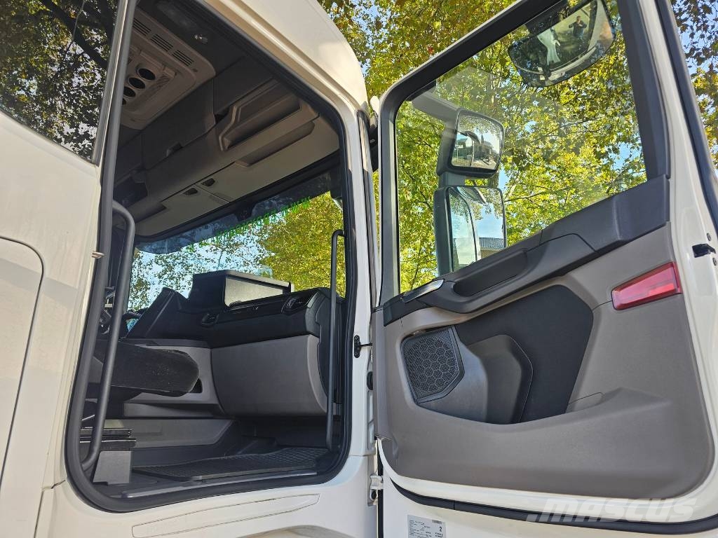 Scania R450 Cr 20 NGS Trekkers