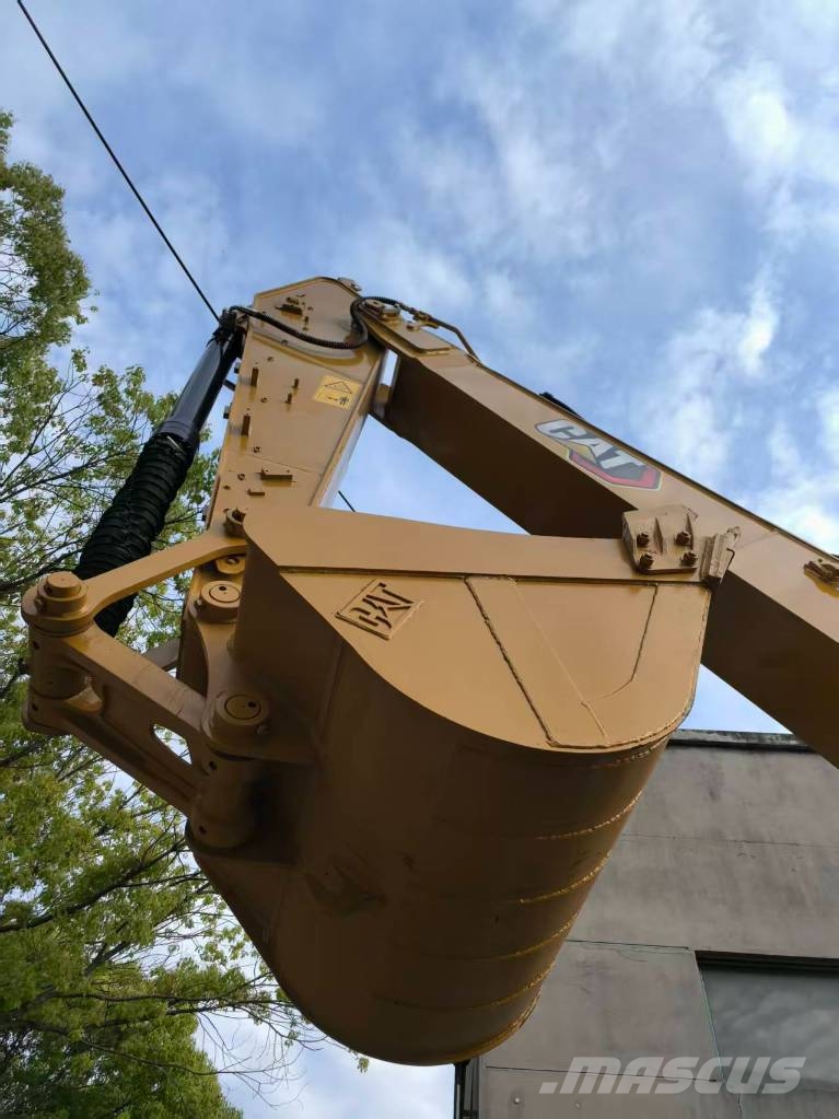 CAT 320 Raupenbagger