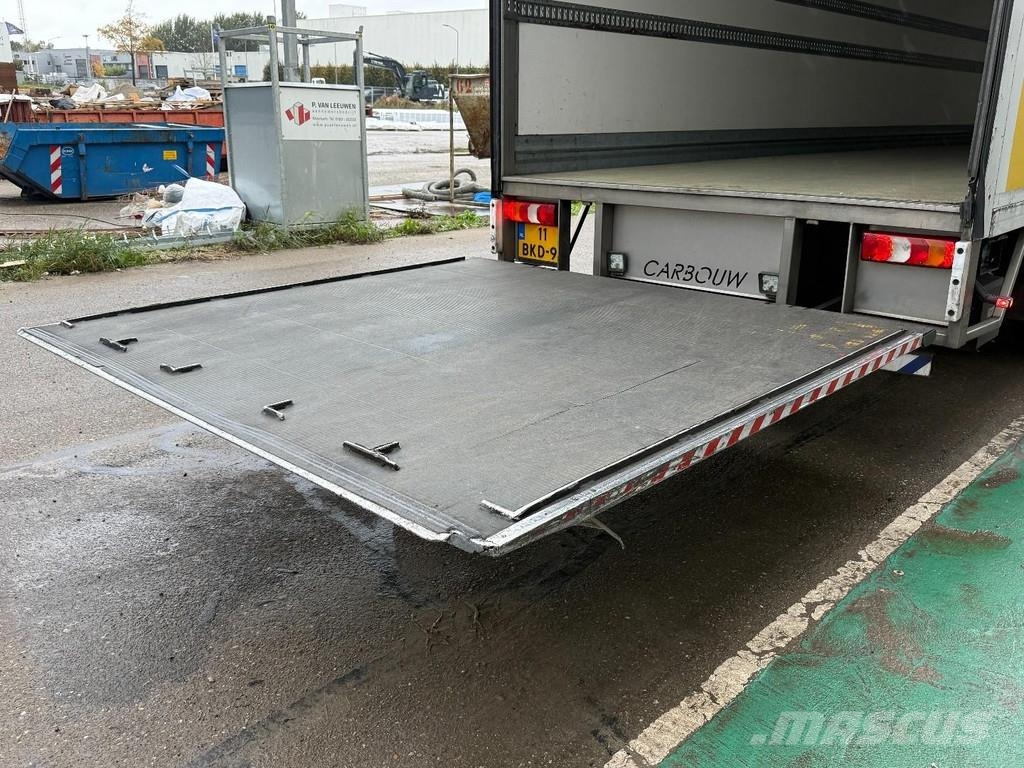 Mercedes-Benz Antos 2124 4x2 EURO 6 + BOX 8,60 METER + LOADLIFT Umpikorikuorma-autot
