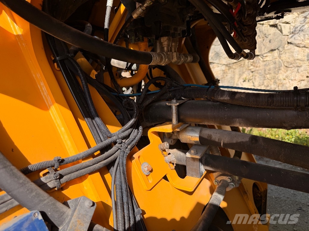 Volvo L 260 H Pale gommate