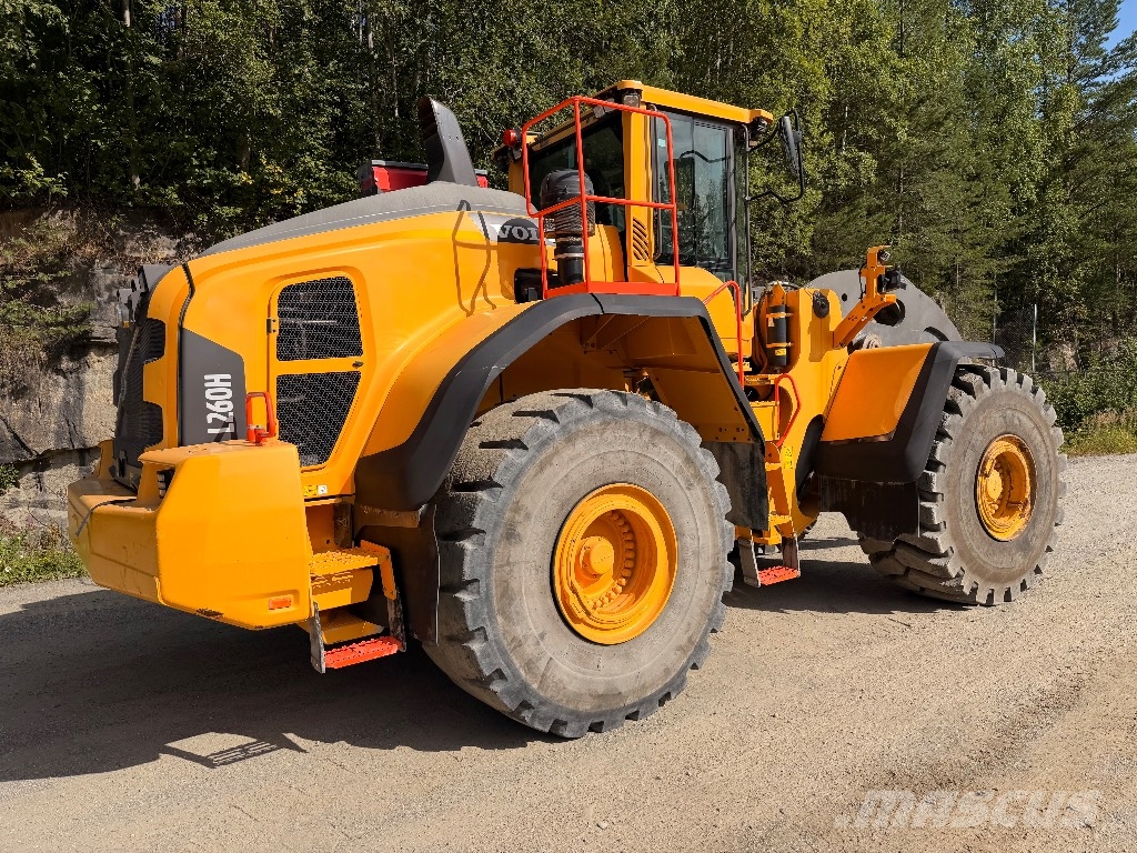 Volvo L 260 H Pale gommate