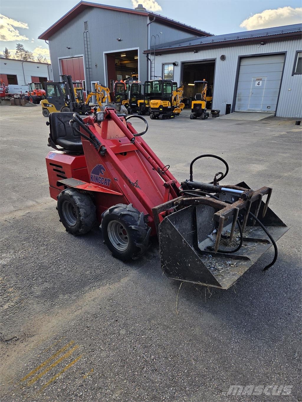 Kingcat KC500 Pienkuormaajat