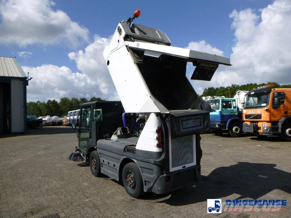 Schmidt Compact 200 street sweeper Sweepers
