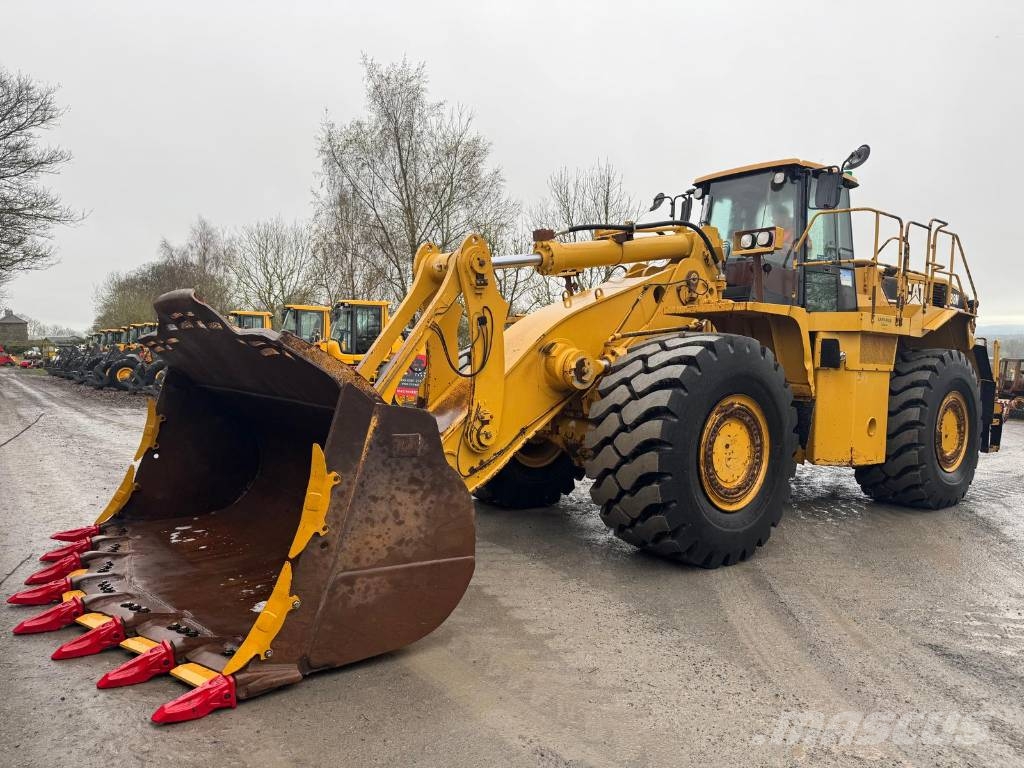 CAT 988 H لوادر بعجل