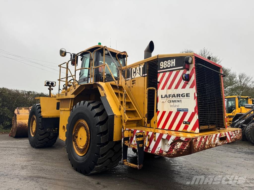 CAT 988 H لوادر بعجل