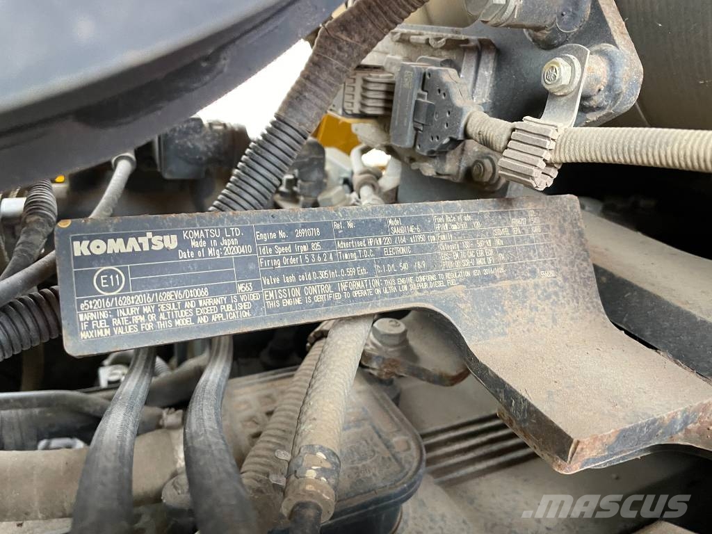 Komatsu D 65 PX-18E0 Dozer Pásové dozery