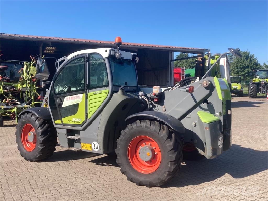 CLAAS Scorpion 9055 Varipower Plus ماكينات زراعية - غير ذلك