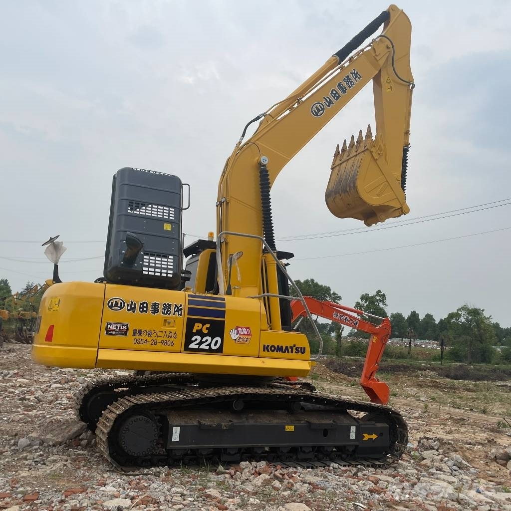 Komatsu PC 220-8 Pelle sur chenilles