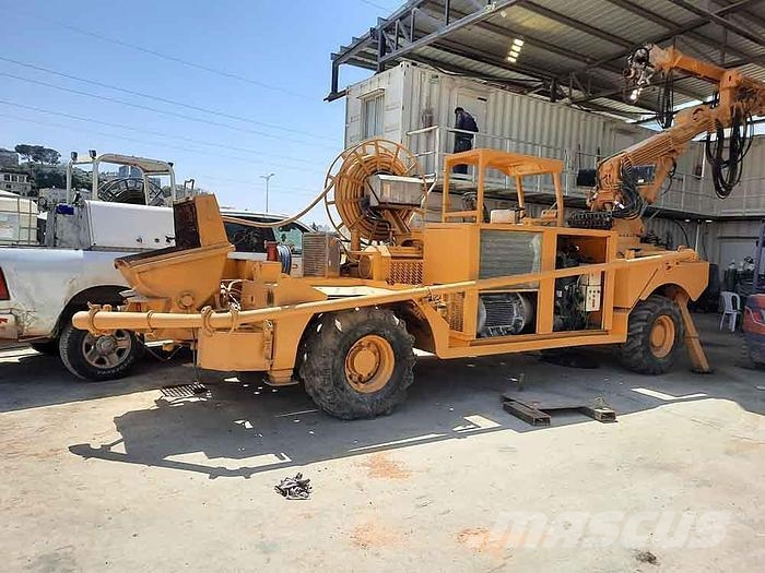 SIKA PUTZMESITER PM500P Betono akmens klojimo technika