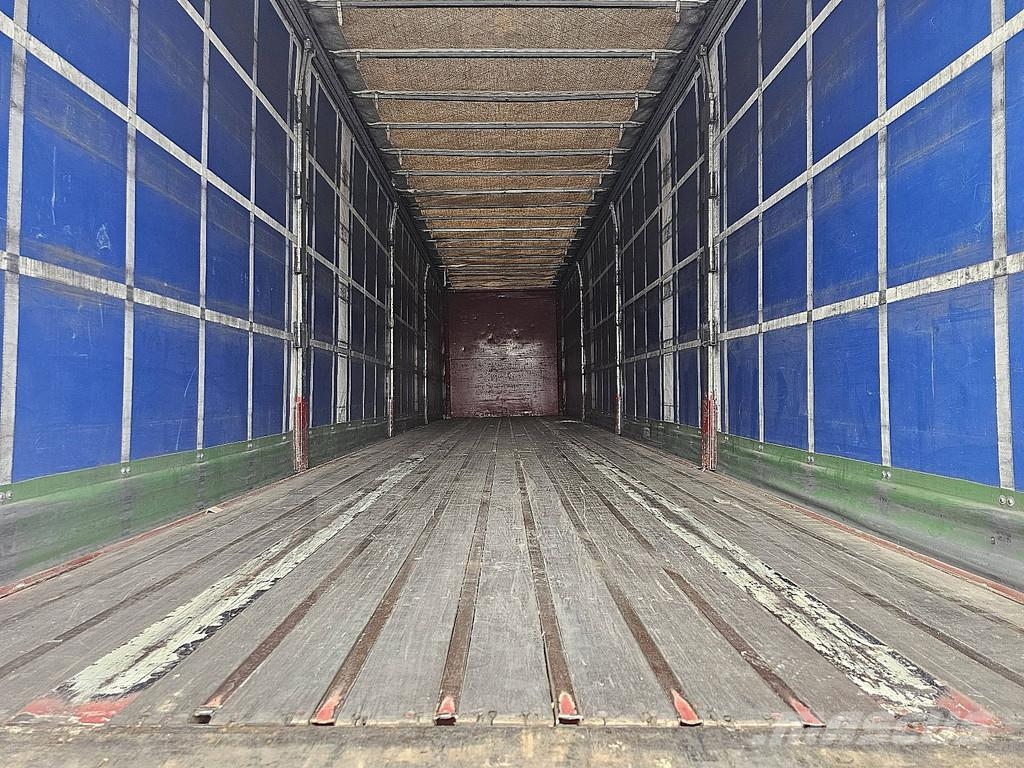 Renders ROC 12.27 N HARD WOOD FLOOR نصف مقطورات بباب جانبي