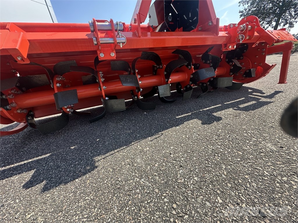 Concept Perugini CFM210 Motoreggen / Rototiller