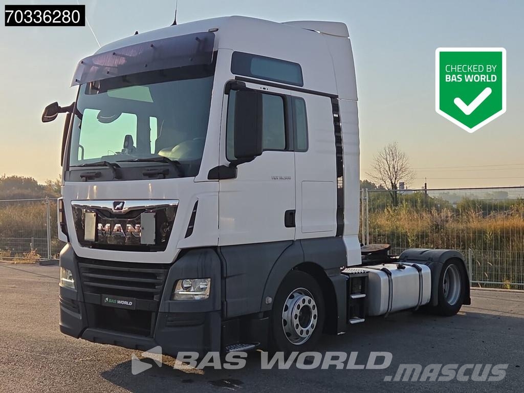 MAN TGX 18.500 TGX 4X2 XXL Mega Hebesattel Retarder 2x Dragbilar