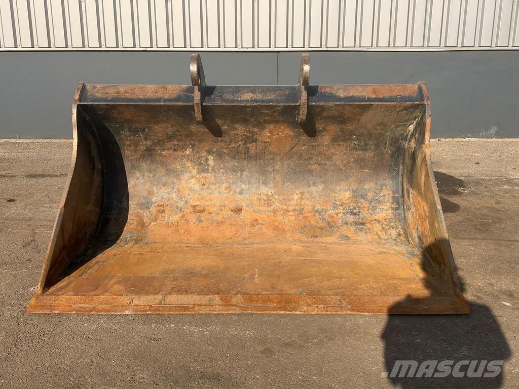 Eurosteel ditch cleaning bucket CW40 2000mm Bakken