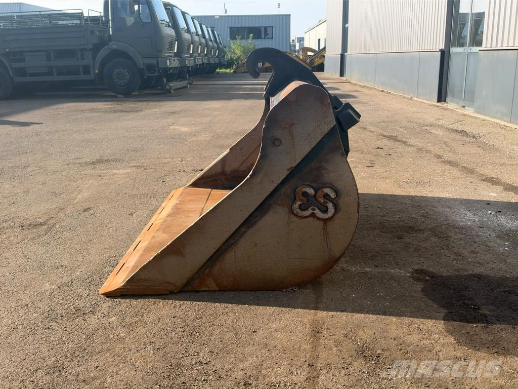 Eurosteel ditch cleaning bucket CW40 2000mm Bakken