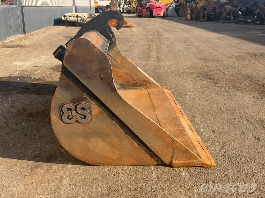 Eurosteel ditch cleaning bucket CW40 2000mm Bakken