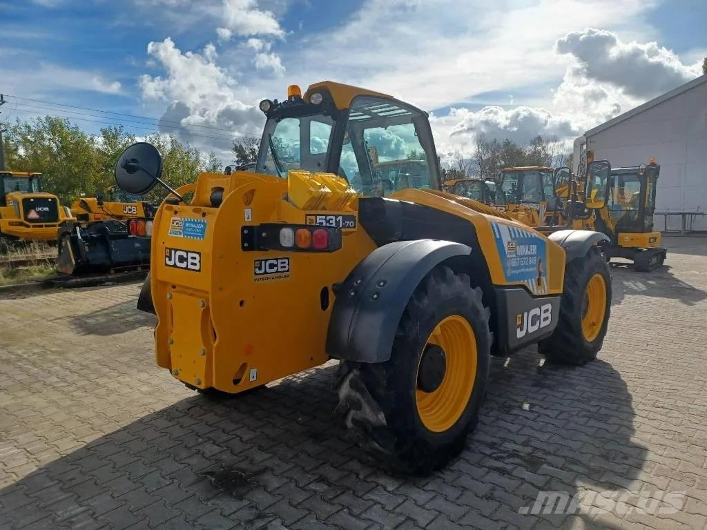 JCB 531-70 مناولات متداخلة