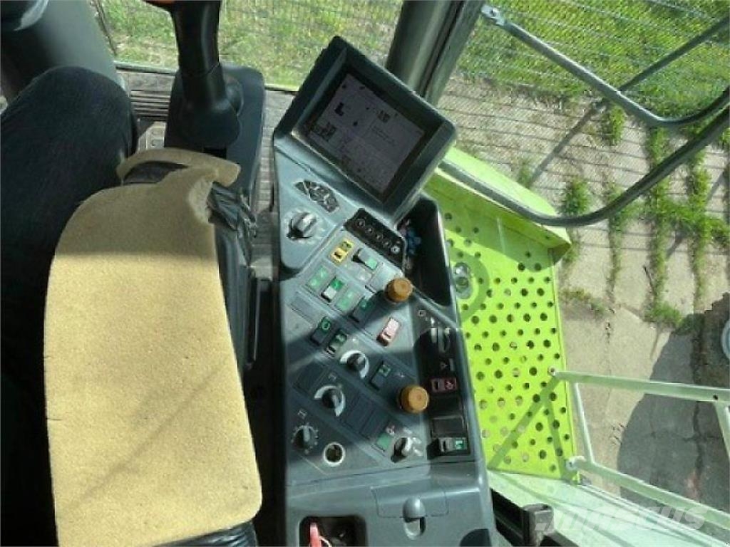 CLAAS Lexion 600 TT 聯合收穫機