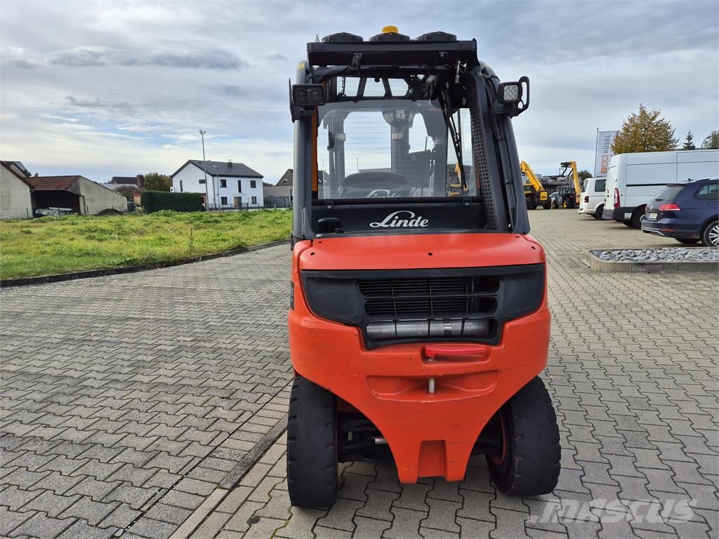 Linde H25D-02 Дизельні навантажувачі