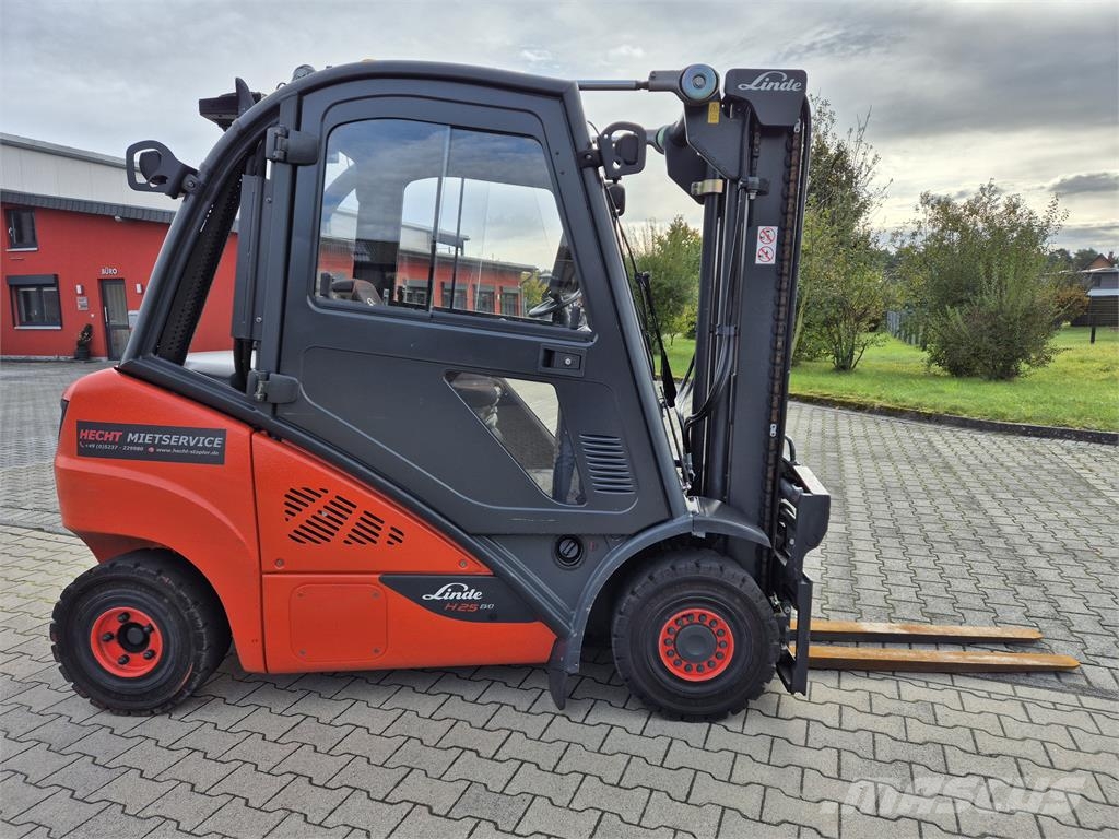 Linde H25D-02 Дизельні навантажувачі