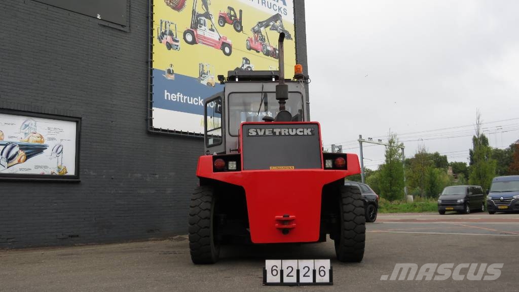 Svetruck 1060-30 Chariots diesel