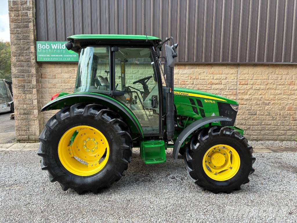 John Deere 5075E Traktori