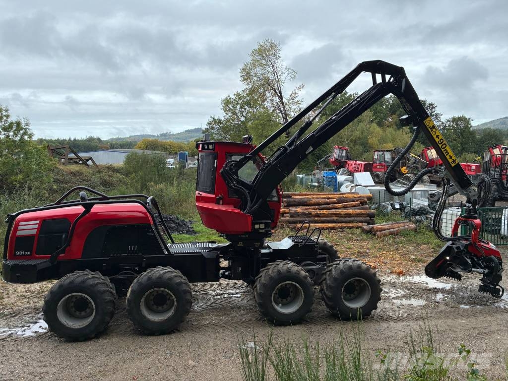 Komatsu 931 XC Харвестери