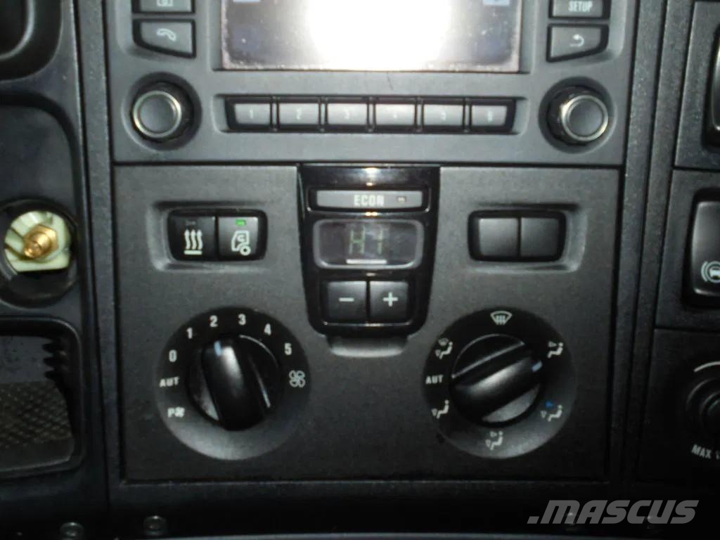 Scania G 340 + Euro 6 + LNG + Manual+BDF شاحنات بمقصورة وهيكل