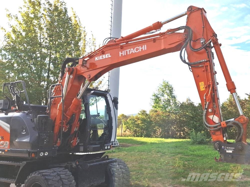 Hitachi ZX 135 W-7 Pyöräkaivukoneet