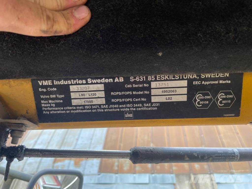 Volvo L90 Iekrāvēji uz riteņiem