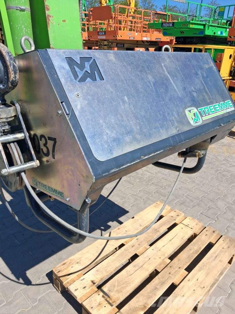 Merlo A2766 - Hydraulic winch on carriage المصاعد والرافعات المادية