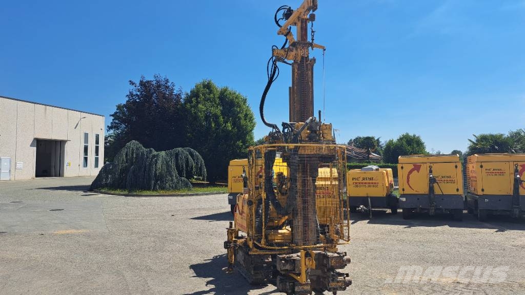 Comacchio MC 4D Perforadora de superficie