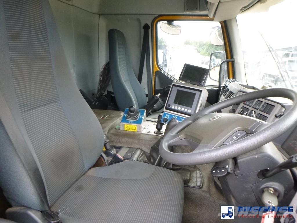 Volvo FE 330 6x4 RHD gritter / salt spreader Rolby