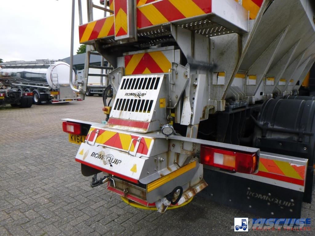 Volvo FE 330 6x4 RHD gritter / salt spreader Rolby