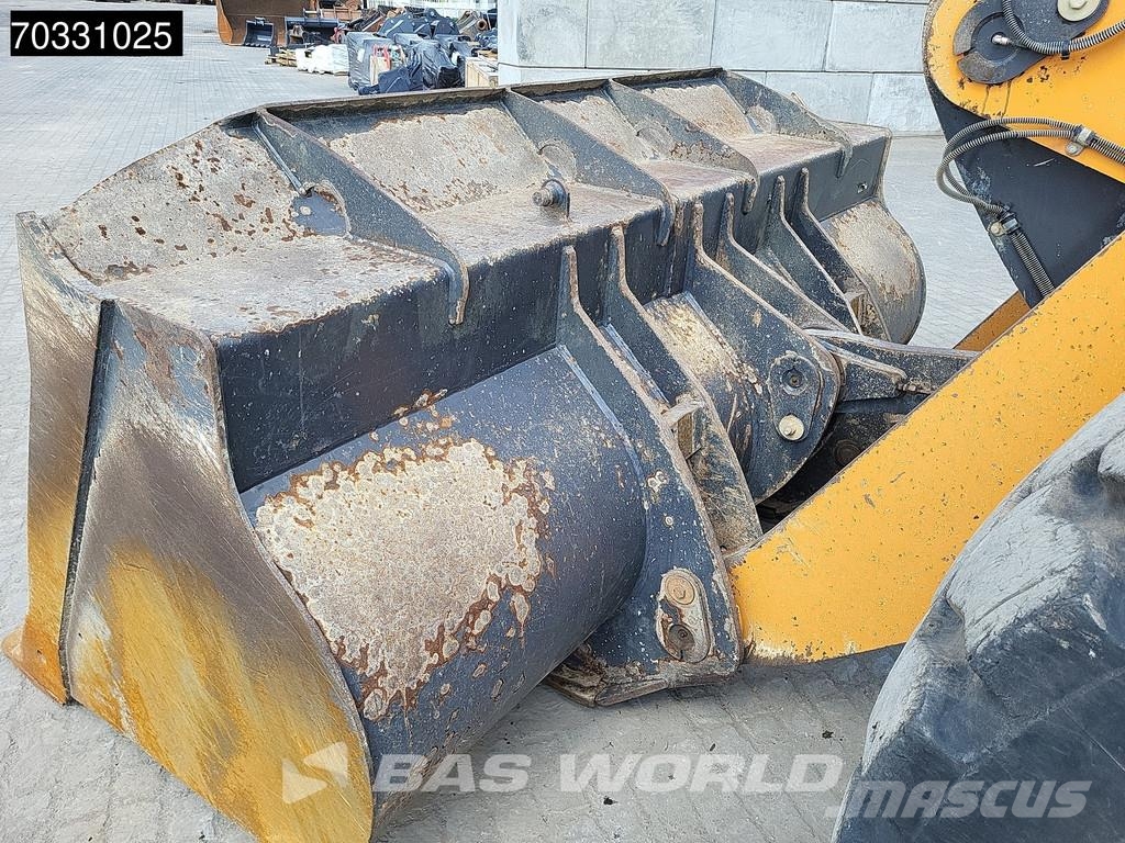 CASE 821 G Hjullastare