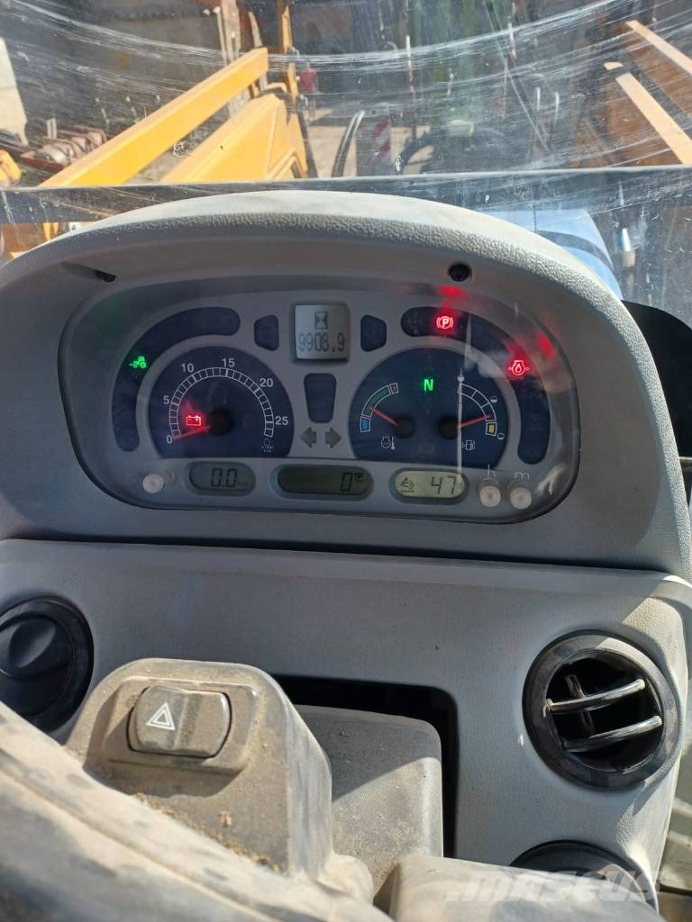 New Holland T7.200 Tractors