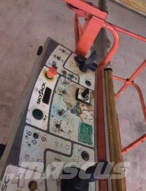 SkyJack SJ 45 T Teleskoop poomtõstukid