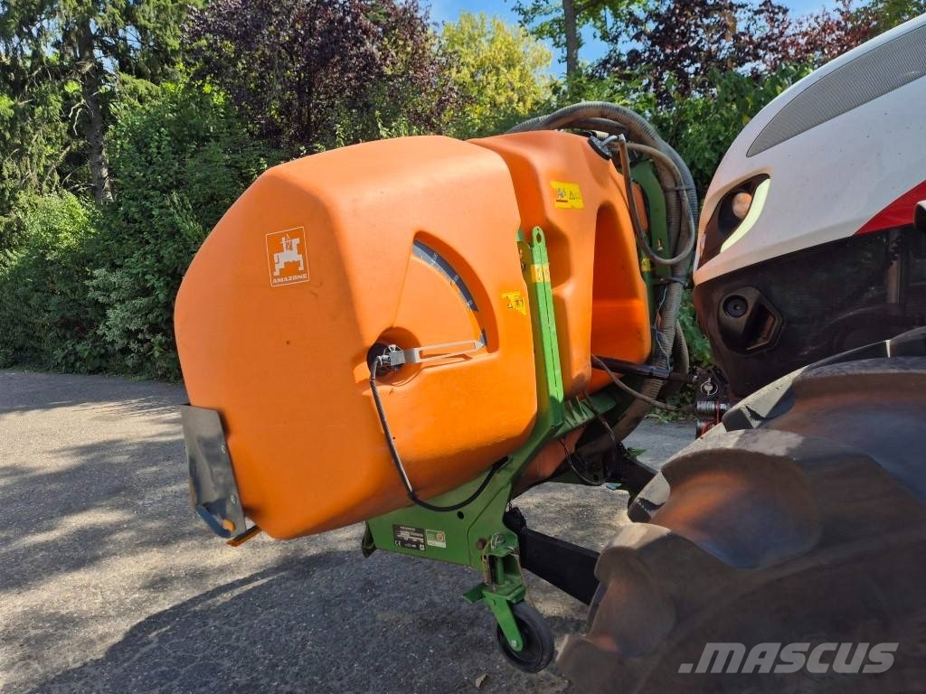 Amazone UF2002 + FT 1502 Pulverizadores montados