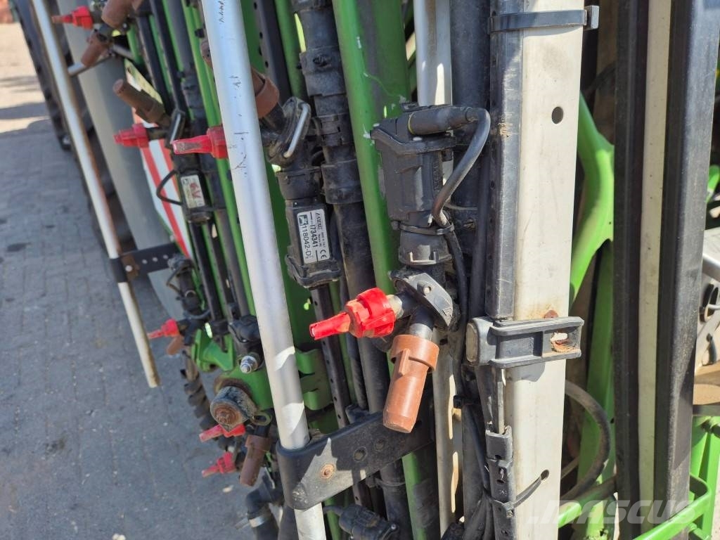 Amazone UF2002 + FT 1502 Pulverizadores montados