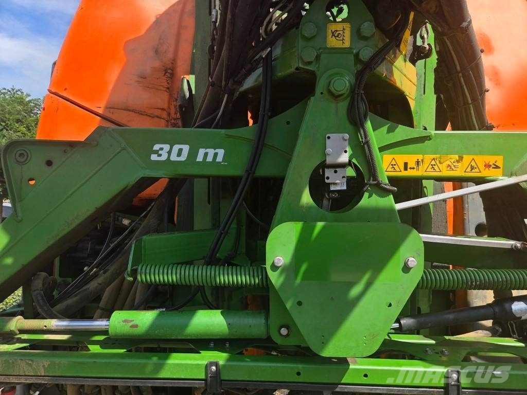 Amazone UF2002 + FT 1502 Pulverizadores montados