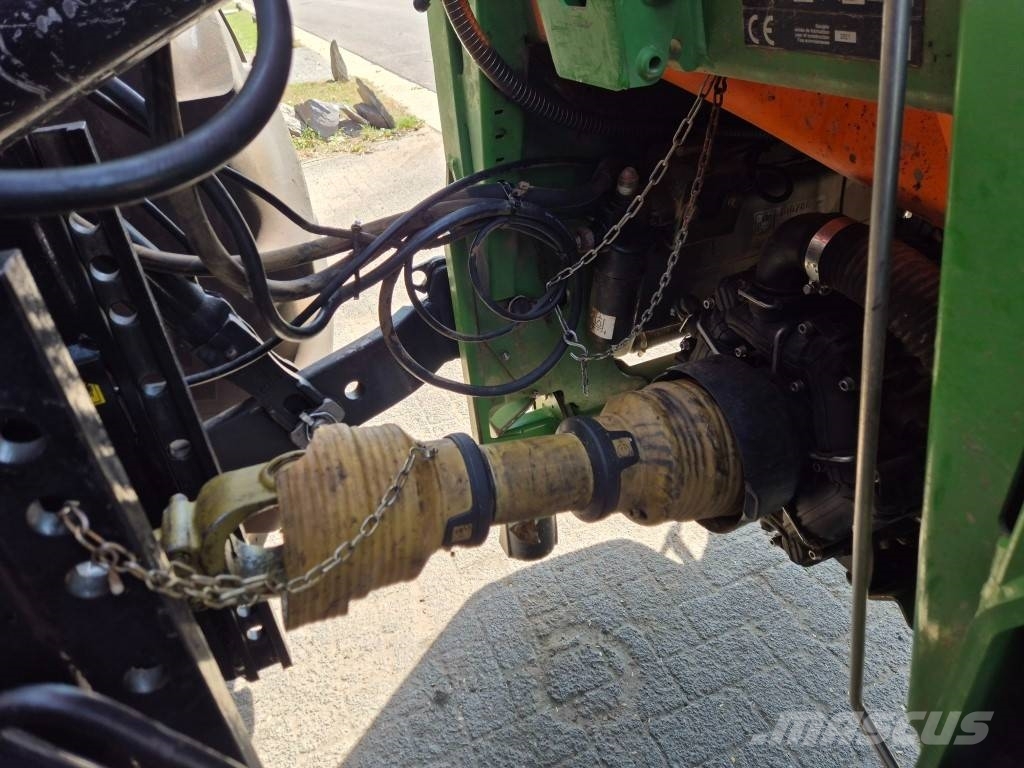 Amazone UF2002 + FT 1502 Pulverizadores montados