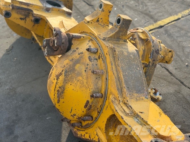 Bell B40 C USED AXLES Ašys