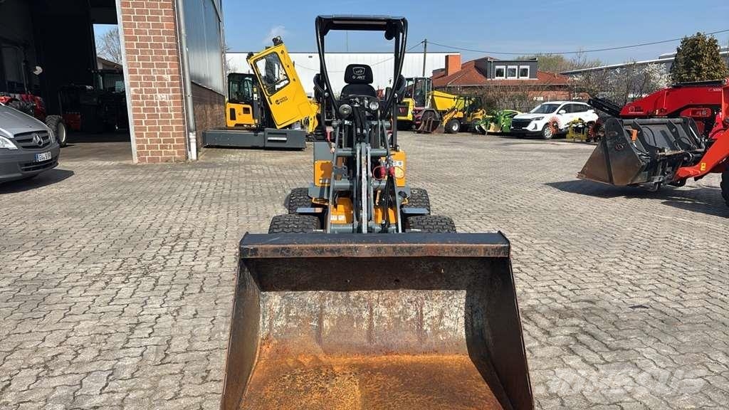 GiANT 1100 Rataslaadurid