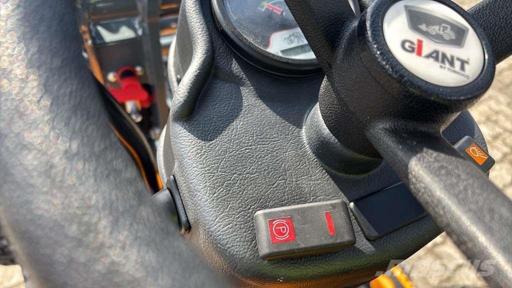 GiANT 1100 Rataslaadurid
